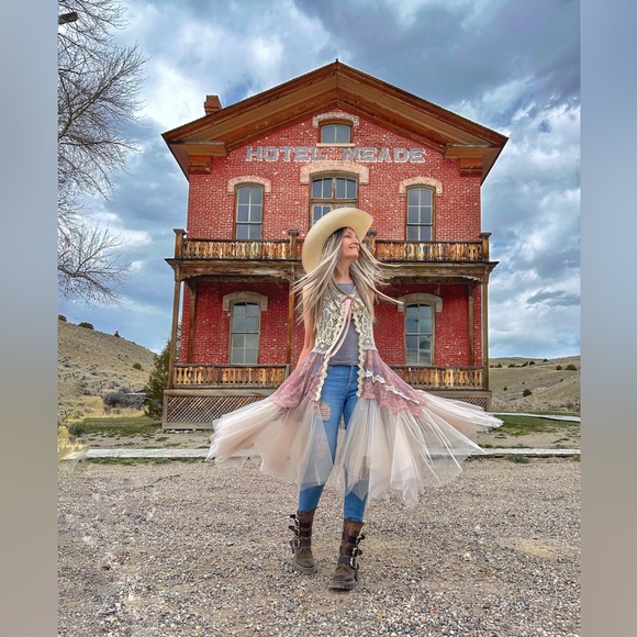 SOLD Moo Country Bozman Montana - Picture 5 of 9